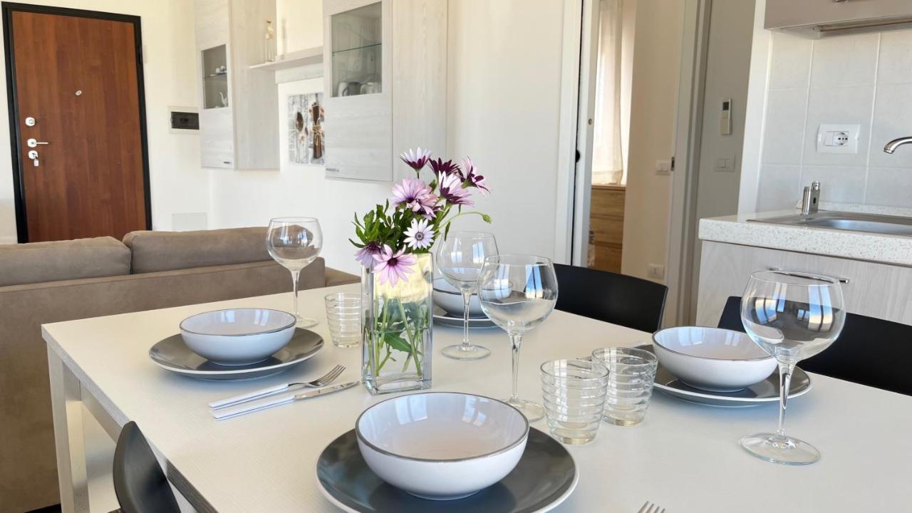 Ferienwohnung Attici Con Terrazzo Vista Mare Calasetta Exterior foto